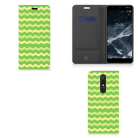 Nokia 5.1 (2018) Hoesje met Magneet Waves Green