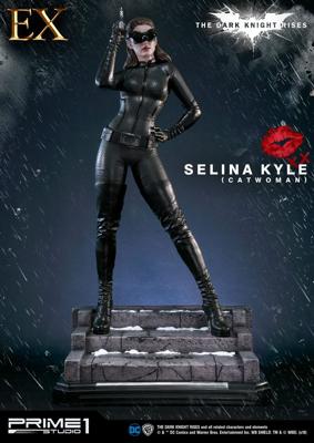 The Dark Knight Rises Statues Catwoman & Catwoman Exclusive 80 cm Assortment (3) The Dark Knight Rises Statues Catwoman & Catwoman Exclusive 80 cm Assortment (3)