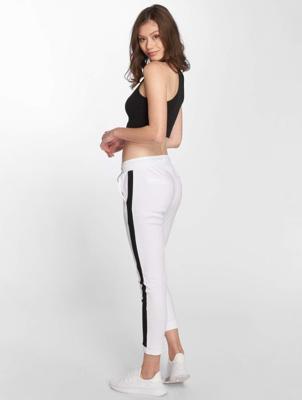 Urban Classics / joggingbroek Interlock in wit Urban Classics / joggingbroek Interlock in wit