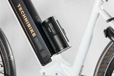 TechniSat DIGITRADIO Bike 1 Zakradio DAB+, DAB, VHF (FM) Bluetooth Waterdicht, Spatwaterbestendig, Oplaadbaar Zwart, Zilver