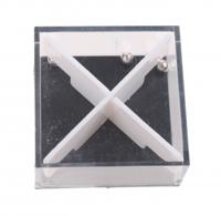 Free and Easy geduldspel in kubus met 4 balletjes 3,5 cm wit