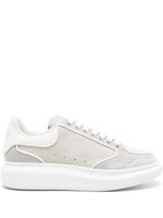 Alexander McQueen baskets Oversized à empiècements - Gris