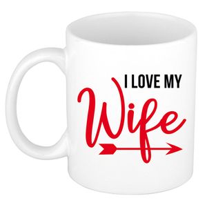 I love my wife cadeau mok / beker wit voor Valentijnsdag 300 ml