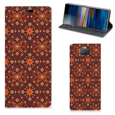 Sony Xperia 10 Hoesje met Magneet Batik Brown Sony Xperia 10 Hoesje met Magneet Batik Brown