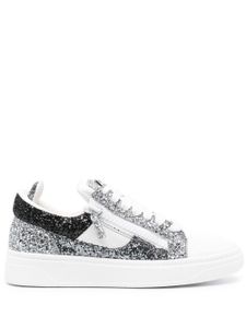 Giuseppe Zanotti baskets à sequins - Blanc