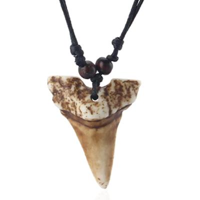 Touw Ketting voor Mannen met Bruine Pijl Kettinghanger van Hars Touw Ketting voor Mannen met Bruine Pijl Kettinghanger van Hars