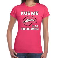 Kus me ik ga trouwen t-shirt roze dames