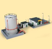 Auhagen 12 264 H0, TT Benzineoverslagplaats met grote opslagtank - thumbnail