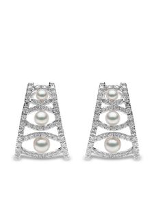 Yoko London boucles d'oreilles Raindrop en or blanc 18ct serties de perles et diamants - Argent