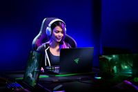 RAZER Blackshark V2 Pro+ White Over Ear headset Gamen Radiografisch Stereo Wit - thumbnail