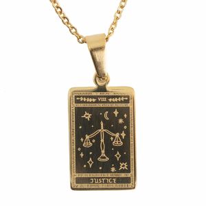 Amulet Staal Goudkleurig Tarot 'Gerechtigheid' - 18 mm