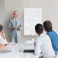 100 x 65 cm Mobiel Whiteboard op Wieltjes In Hoogte Verstelbaar tot 192 cm Magnetisch met Ronde Standaard Magneten Markers en Gum Wit - thumbnail