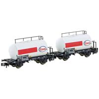 Hobbytrain H24832 N 2-delige set lichte ketelwagen Esso van de DB - thumbnail