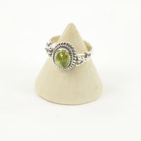 Zilveren Ring met Peridoot Maat 16 (Sterling Zilver 925)