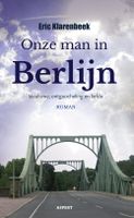 Onze man in Berlijn - Eric Klarenbeek - ebook - thumbnail