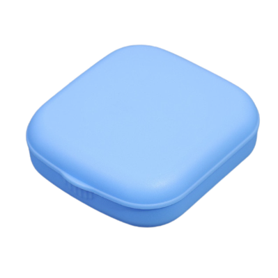 Lenzendoosje - pincet - zuignapje - spiegel - vloeistof - blauw Lenzendoosje - pincet - zuignapje - spiegel - vloeistof - blauw