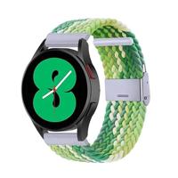 By Qubix - Compatible met Garmin Forerunner 55/245 / 645 - Braided nylon bandje - Groen/lichtgroen - Compatible Garmin bandje - Bandbreedte: 20mm