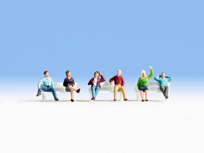 Noch 15540 H0 Zittende figuren