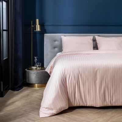 Presence Satijnstreep - Roze Lits-jumeaux (240 x 200/220 cm + 2 kussenslopen) Dekbedovertrek