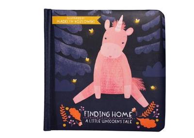 Manhattan Toy activiteitenboek A Little Unicorn’s Tale karton (en) Manhattan Toy activiteitenboek A Little Unicorn’s Tale karton (en)