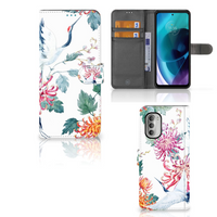 Motorola Moto G51 5G Telefoonhoesje met Pasjes Bird Flowers