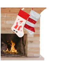 Kerstsokken - 2x stuks - rood - H43 en H48 cm - kerstdecoratie - thumbnail