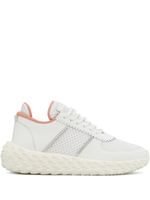 Giuseppe Zanotti baskets Urchin à empiècement en mesh - Blanc