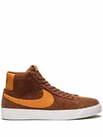 Nike baskets mi-montantes SB Blazer - Marron