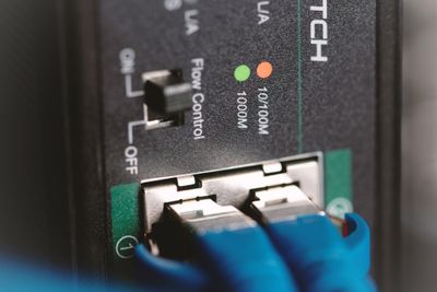 Digitus DN-651110 Industrial Ethernet Switch 10 / 100 / 1000 MBit/s IEEE 802.3af (12.95 W), IEEE 802.3at (25.5 W)