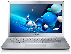 Samsung 7 NP730U3E-S03IT notebook 33,8 cm (13.3") Full HD De derde generatie Intel® Core™ i7 6 GB DDR3-SDRAM 256 GB SSD Windows 8 Zilver