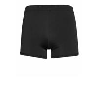 Protest zwemboxer Carst zwart