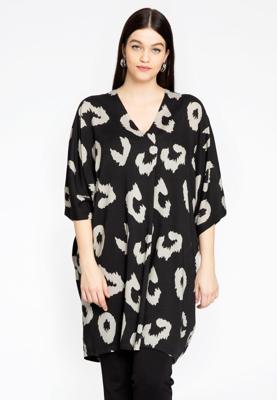 Yoek Wijde jurk MIKA | Zwart | Maat 46/48