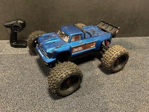 Tweedehands Arrma Outcast 4x4 4S BLX - Blauw