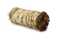 Beeztees Hooi Rol met Bloemen - Knaagdierensnack - 17x5 cm
