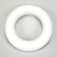 Piepschuim krans 25cm