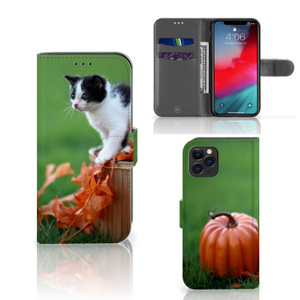 Apple iPhone 11 Pro Telefoonhoesje met Pasjes Kitten