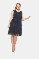 Ulla Popken Jurk, V-hals, kant, mouwloos - Grote Maten