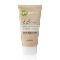 Garnier Skinactive Face SkinActive – BB Cream Classic Light 5-in-1 Dagverzorging - 50ml – Getinte Dagcrème
