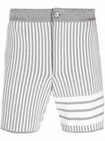 Thom Browne short en seersucker à 4 bandes signature - Gris