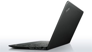 Lenovo ThinkPad S540 Notebook 39,6 cm (15.6") Full HD Vierde generatie Intel® Core™ i7 8 GB DDR3-SDRAM 256 GB SSD AMD Radeon HD 8670M Windows 7 Professional Zwart