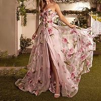 A-lijn Galajurken Bloemig Jurk Bruiloft gast Hofsleep Mouwloos Strapless Organza met Split Appliqués 2023 Lightinthebox