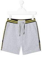 Moschino Kids short à bandes logos - Gris