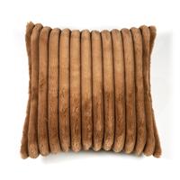 By-Boo Kussen 'Wuzzy' 50 x 50cm, kleur Perzik