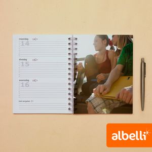 Schoolagenda met eigen foto's (15x20 cm).