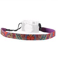 MegaGear MG1366 ultralichte schouderriem zacht voor alle camera - etnische