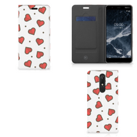 Nokia 5.1 (2018) Hoesje met Magneet Hearts