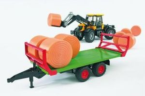 BRUDER Bale transport trailer with 8 round bales schaalmodel onderdeel en -accessoire