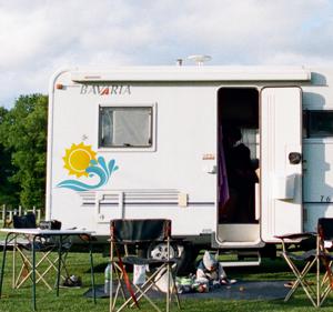 Camper sticker zee en zon