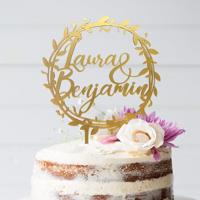 Taarttopper krans met voornamen acryl