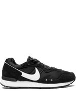 Nike baskets Venture Runner - Noir - thumbnail